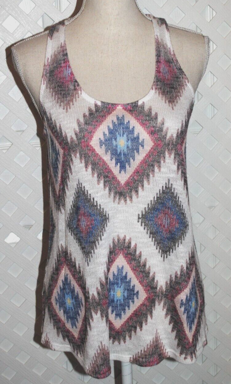 WET SEAL Women\'s Aztec Pattern Racerback Tank Sweater Size L