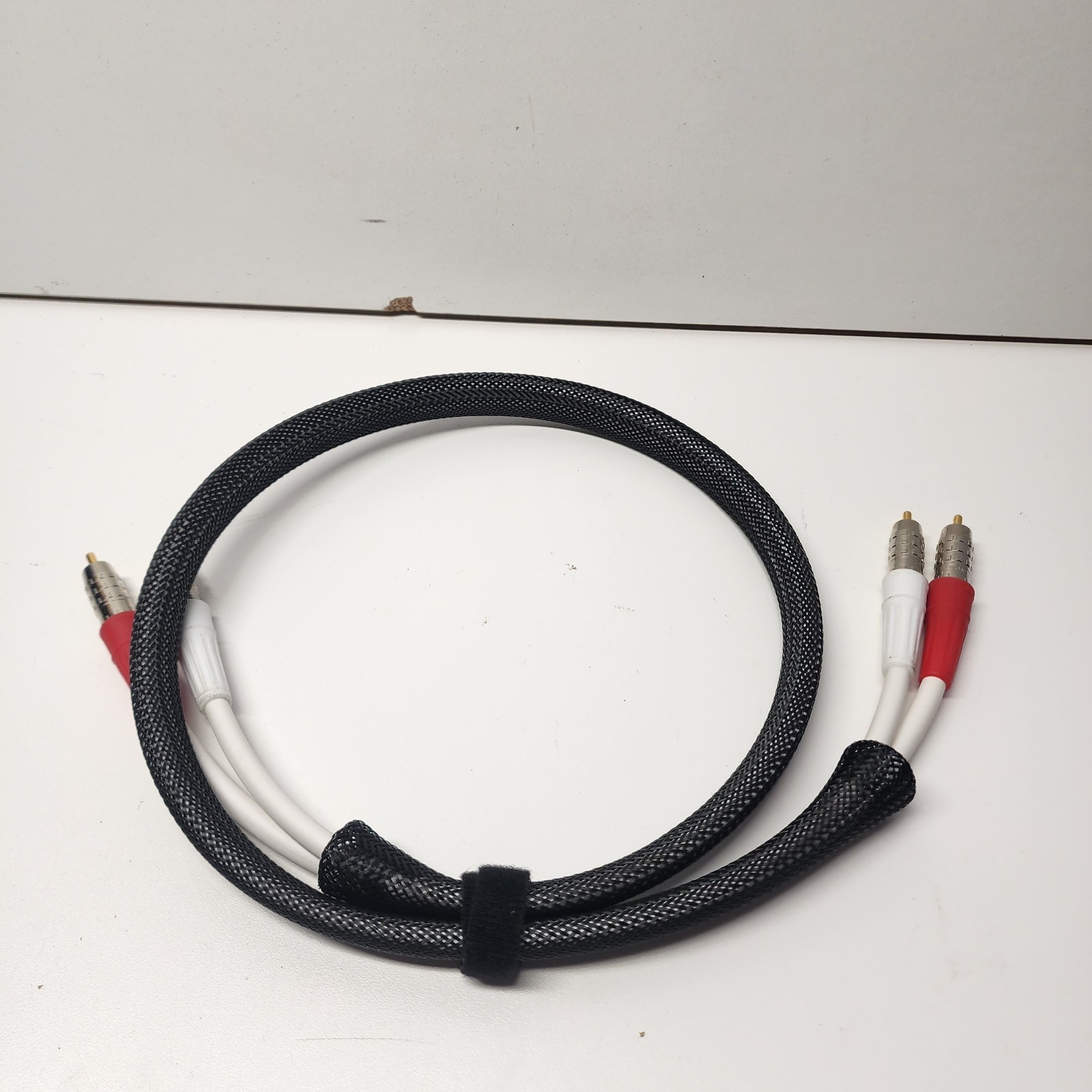 3ft Blue Jean LC-1 by Belden RCA Audiophile Cables With Sleeve 3ft Blue Jean LC-1 by Belden RCA Audiophile Cables With Sleeve
