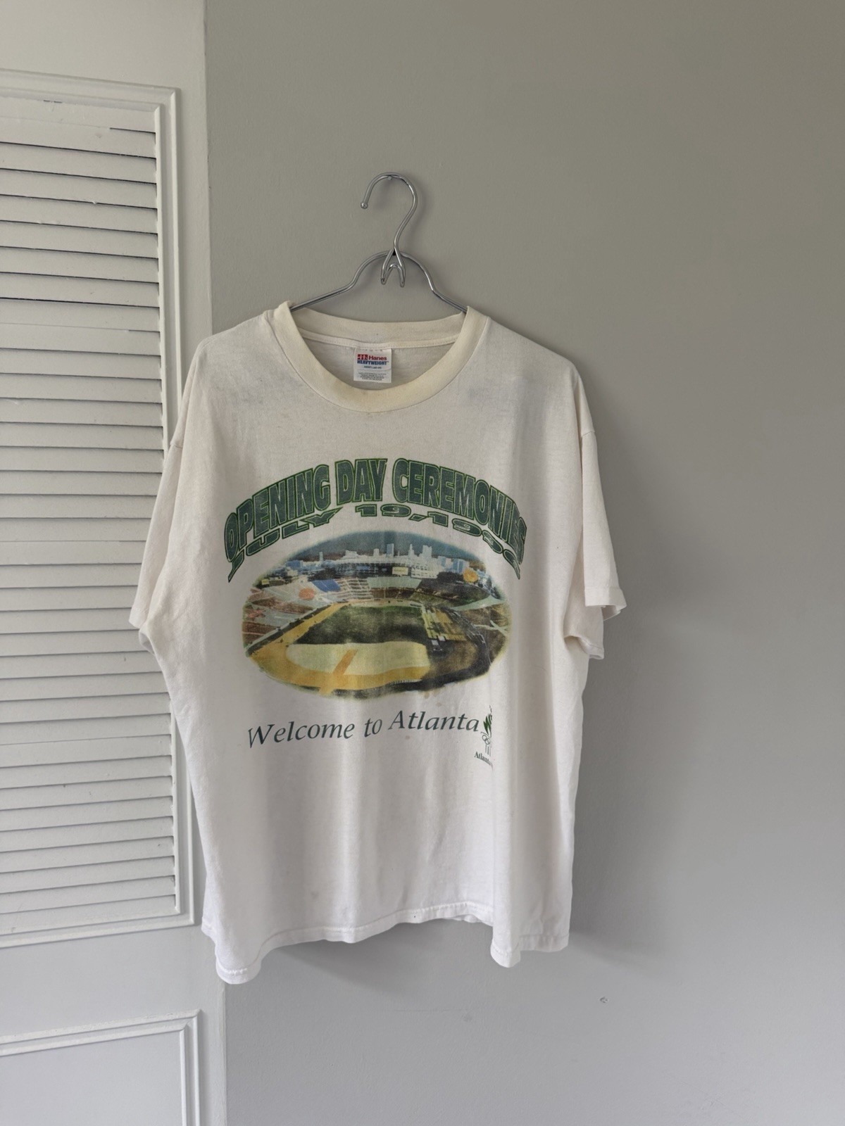 VTG 90s Thrashed Atlanta Olympics Stained Worn Boxy Cotton T-Shirt L VTG 90s Thrashed Atlanta Olympics Stained Worn Boxy Cotton T-Shirt L