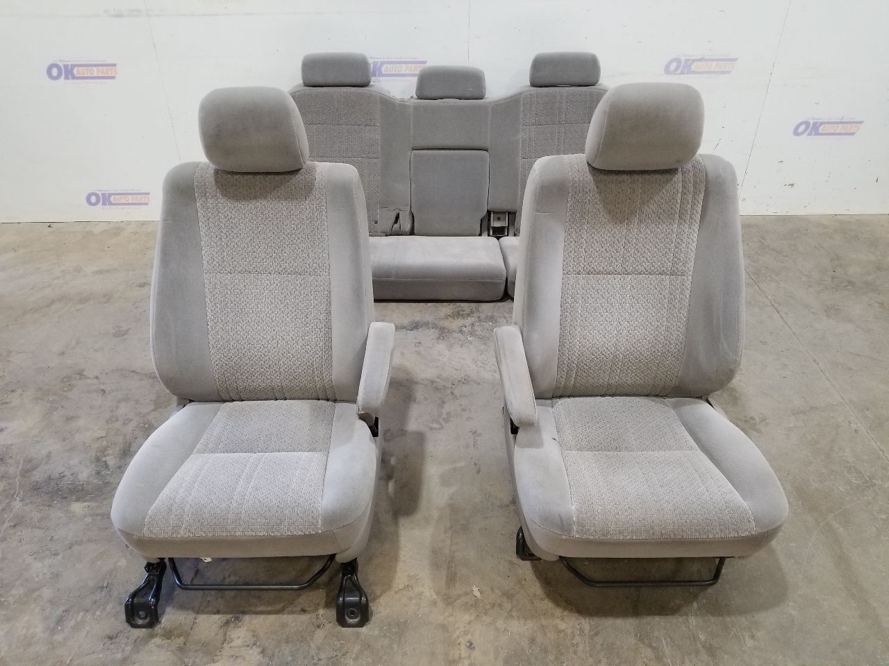 06 TOYOTA TUNDRA SR5 COMPLETE INTERIOR SEAT SET GRAY CLOTH EXT CAB