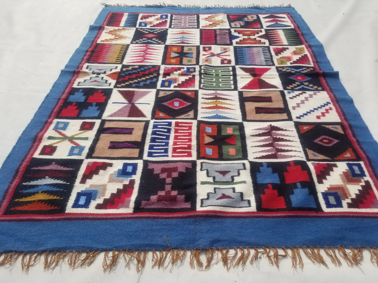 Vintage Traditional Handmade Peruvian Wool Blue Kilim 4.10x3.6ft Vintage Traditional Handmade Peruvian Wool Blue Kilim 4.10x3.6ft