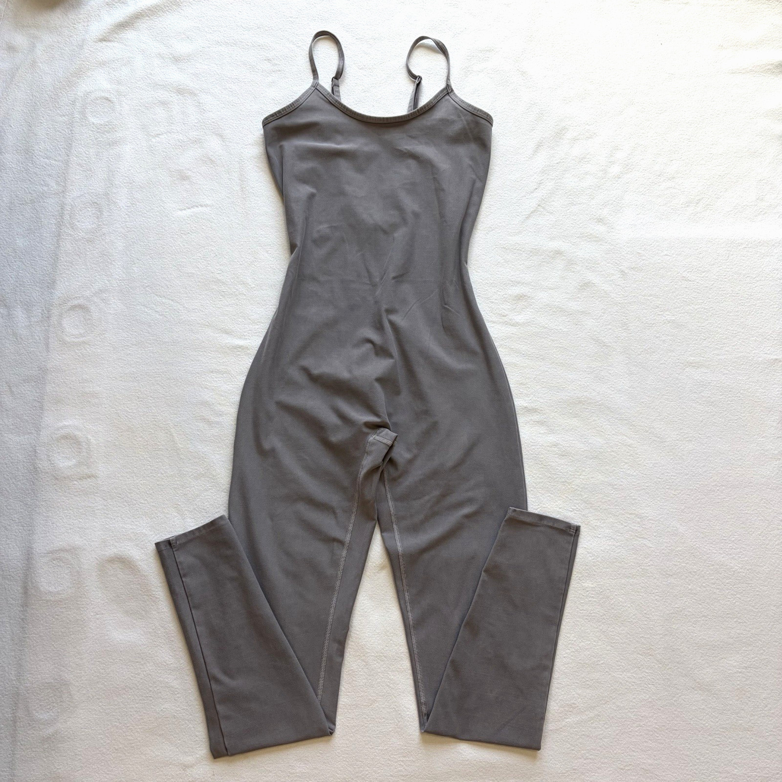 Alo Yoga Airbrush One & Done Gray Low Back Jumpsuit Women\'s Size Small Alo Yoga Airbrush One & Done Gray Low Back Jumpsuit Women\'s Size Small