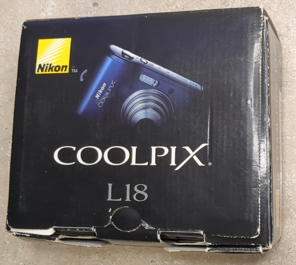 Nikon Coolpix L18 8MP 3X Zoom Compact Digital Camera Blue in original box Tested Nikon Coolpix L18 8MP 3X Zoom Compact Digital Camera Blue in original box Tested