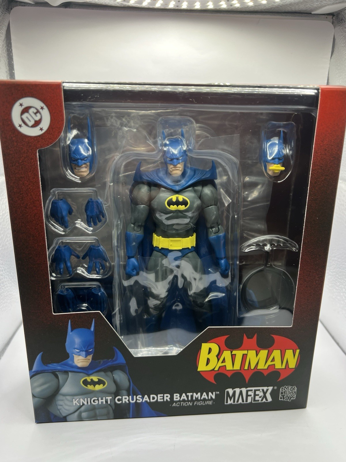 MAFEX No.215: Knight Crusader Batman {Batman: Knightfall} (US SELLER)