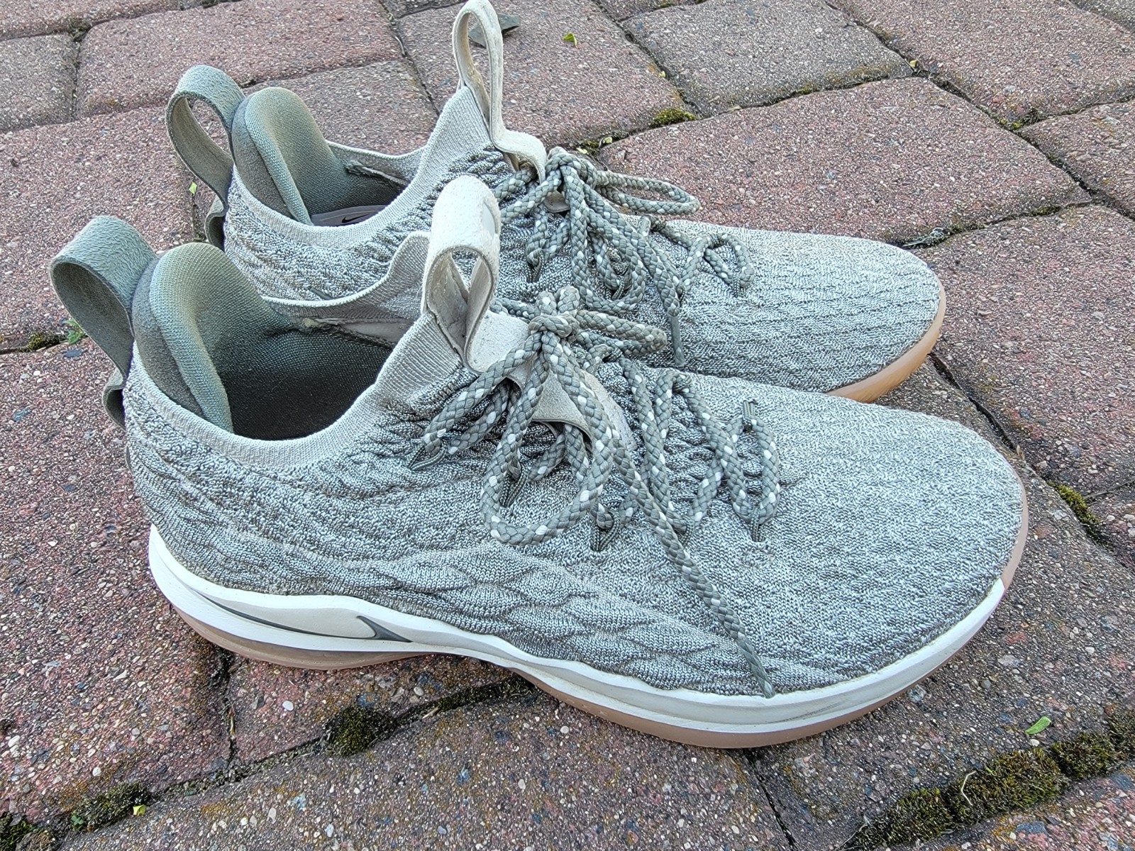 Nike LeBron XV 15 Low | Dark Stucco/Light Bone | AO1755-003 Jordan Dunk