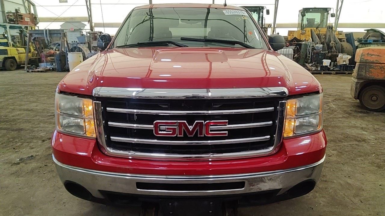 (LOCAL PICKUP ONLY) Hood Fits 07-13 SIERRA 1500 PICKUP 7342258
