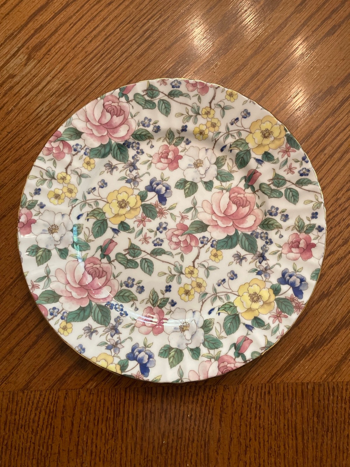 Duchess Fine Bone China Gold Trim Pink/Yellow/Blue Flower Salad Plate 8.35\