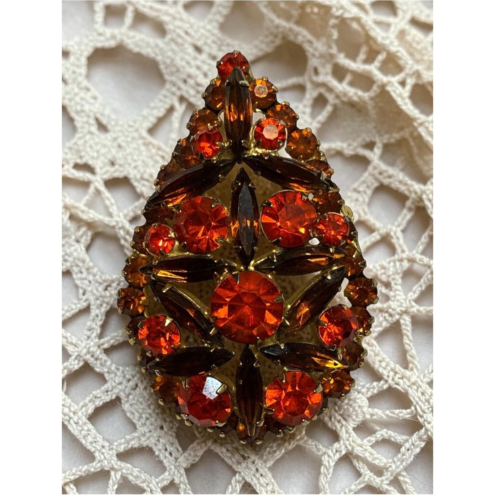 Juliana Verified Vintage Orange & Brown Teardrop Brooch/Necklace Pendant Juliana Verified Vintage Orange & Brown Teardrop Brooch/Necklace Pendant