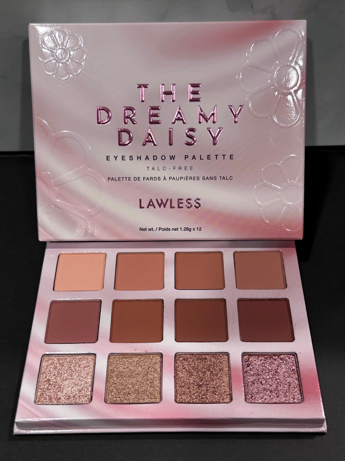 Lawless The Dreamy Daisy Eyeshadow Palette Talc Free NIB Clean Beauty Lawless The Dreamy Daisy Eyeshadow Palette Talc Free NIB Clean Beauty
