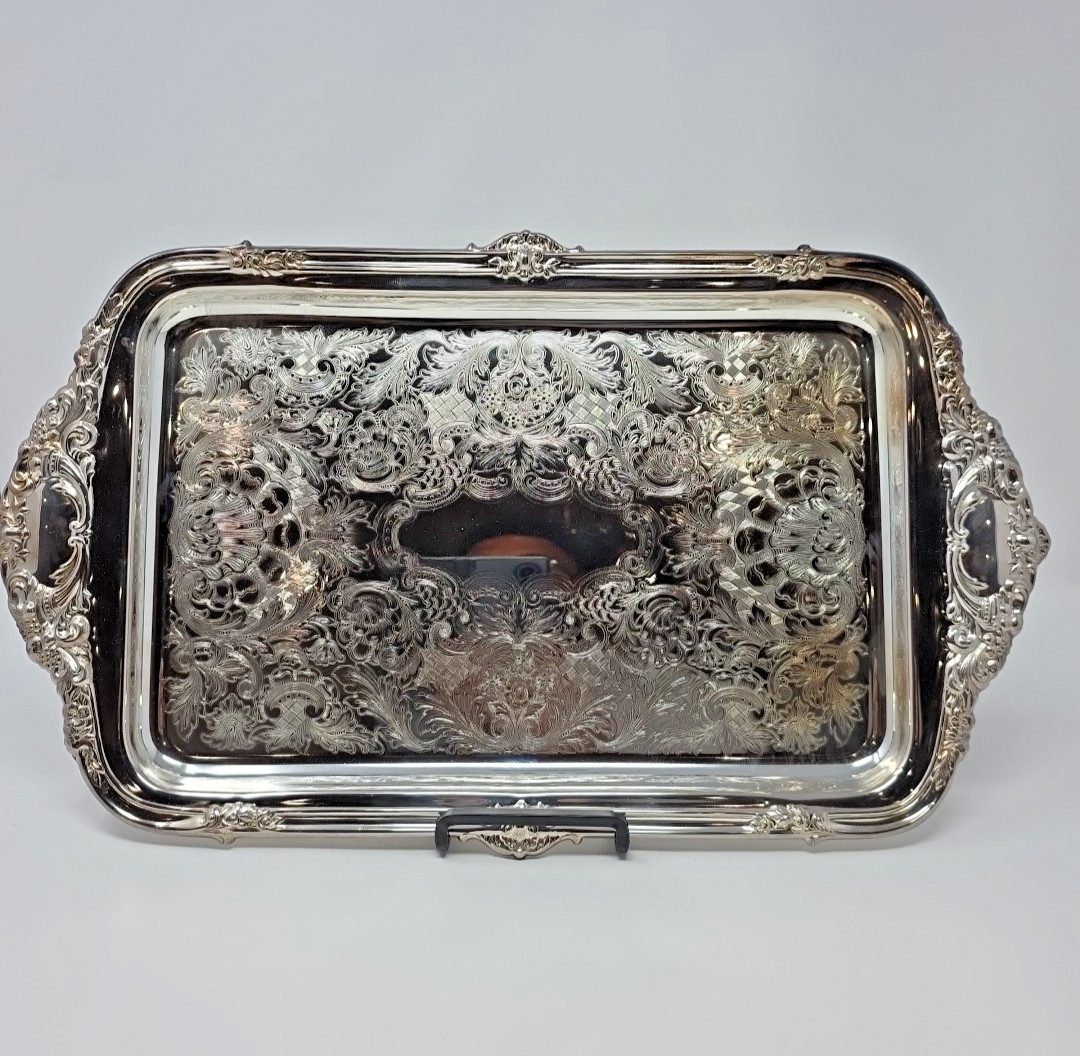 Vintage Sheridan Silver plate by Taunton Silversmiths Serving Tray Vintage Sheridan Silver plate by Taunton Silversmiths Serving Tray