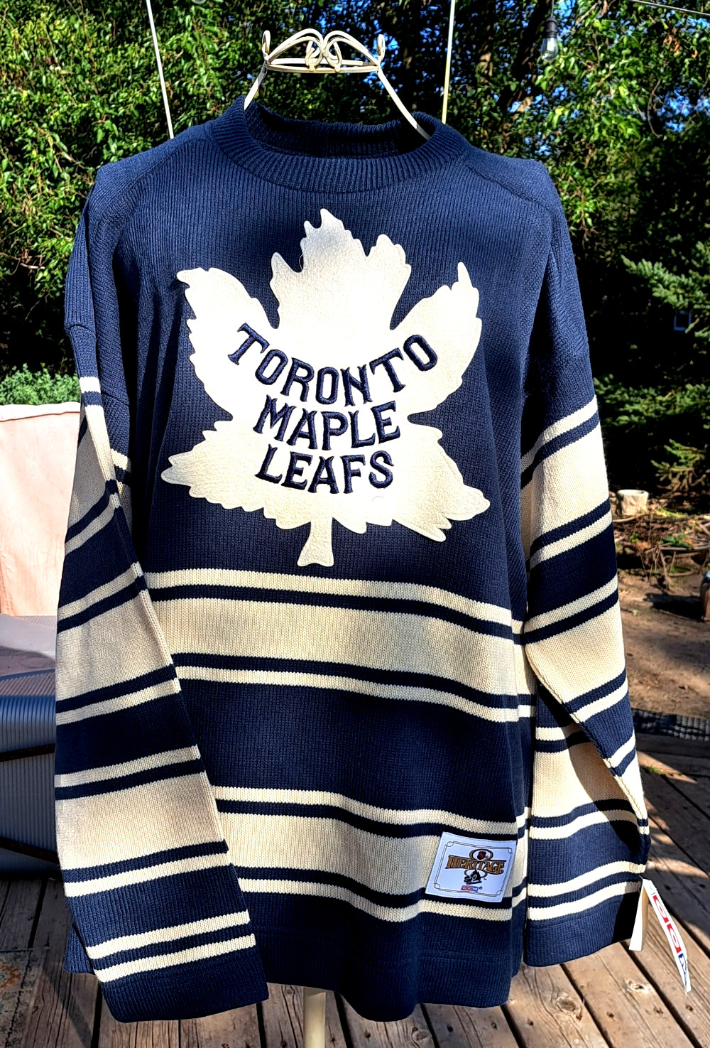VTG new Toronto Maple Leafs Heritage CCM knit Sweater (Bill Barilko) XL all tags VTG new Toronto Maple Leafs Heritage CCM knit Sweater (Bill Barilko) XL all tags