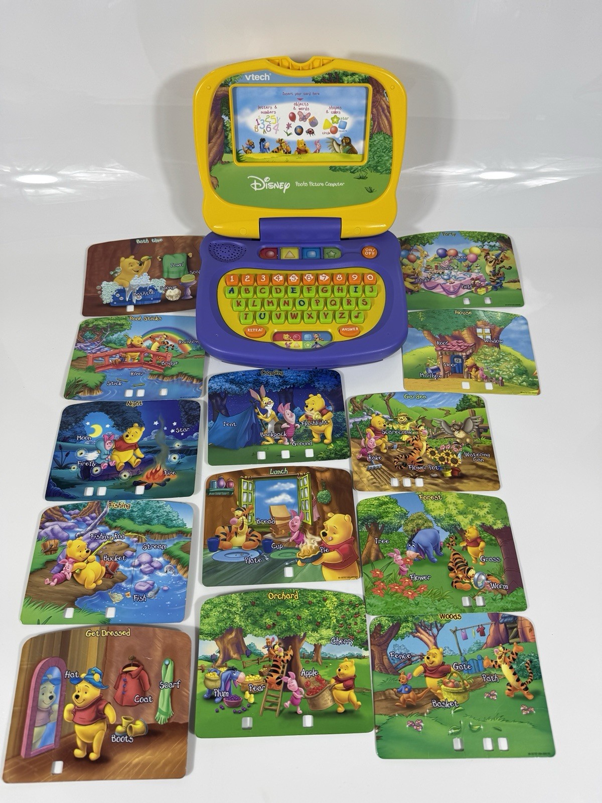VTech Disney Winnie the Pooh\'s Picture Computer Learning Toy + 13 Slides Working VTech Disney Winnie the Pooh\'s Picture Computer Learning Toy + 13 Slides Working