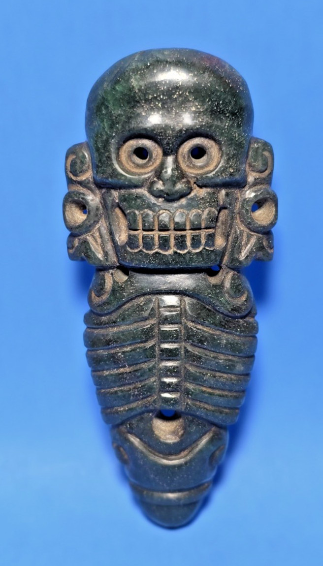 PRE-COLUMBIAN AZTEC JADE MICTLANTECUHTLI GOD OF DEATH PECTORAL PENDANT