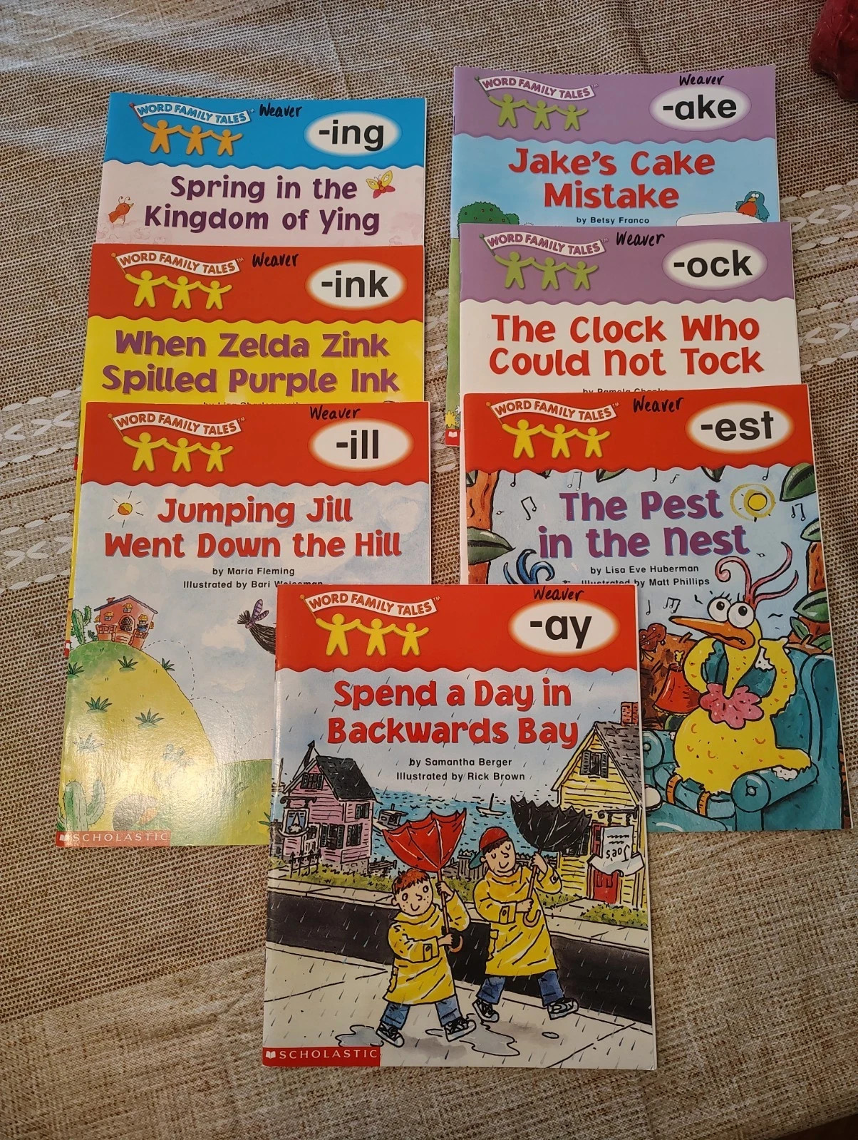 WORD FAMILY TALES Scholastic Collection WORD FAMILY TALES Scholastic Collection