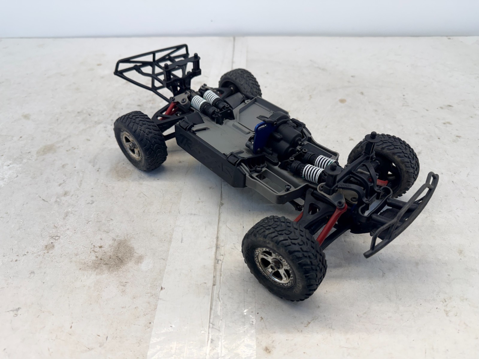 Rough Traxxas 1/16 Mini Slash Short Course Rc Truck Roller Slider Used 0096