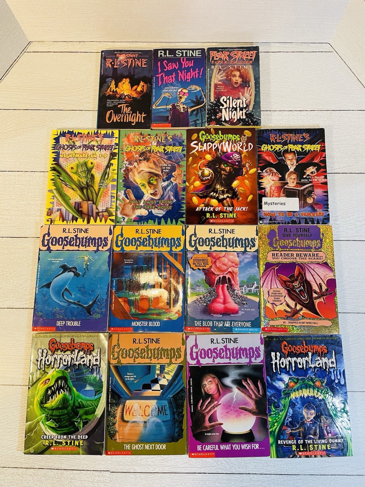 R.L. Stine Book Lot 16 Goosebumps Paperbacks Assorted Various Scary Stories R.L. Stine Book Lot 16 Goosebumps Paperbacks Assorted Various Scary Stories