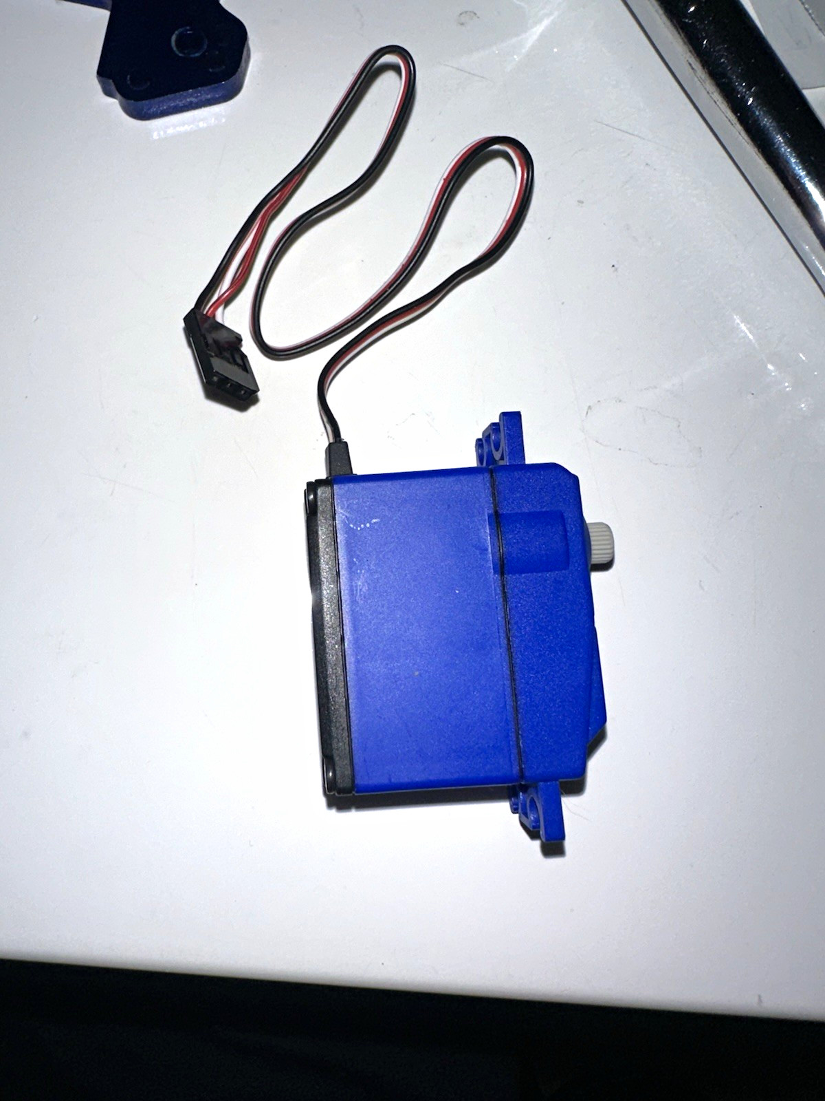 Traxxas 2056 Waterproof RC Servo 1:10 Scale 17 Years & Up Traxxas 2056 Waterproof RC Servo 1:10 Scale 17 Years & Up