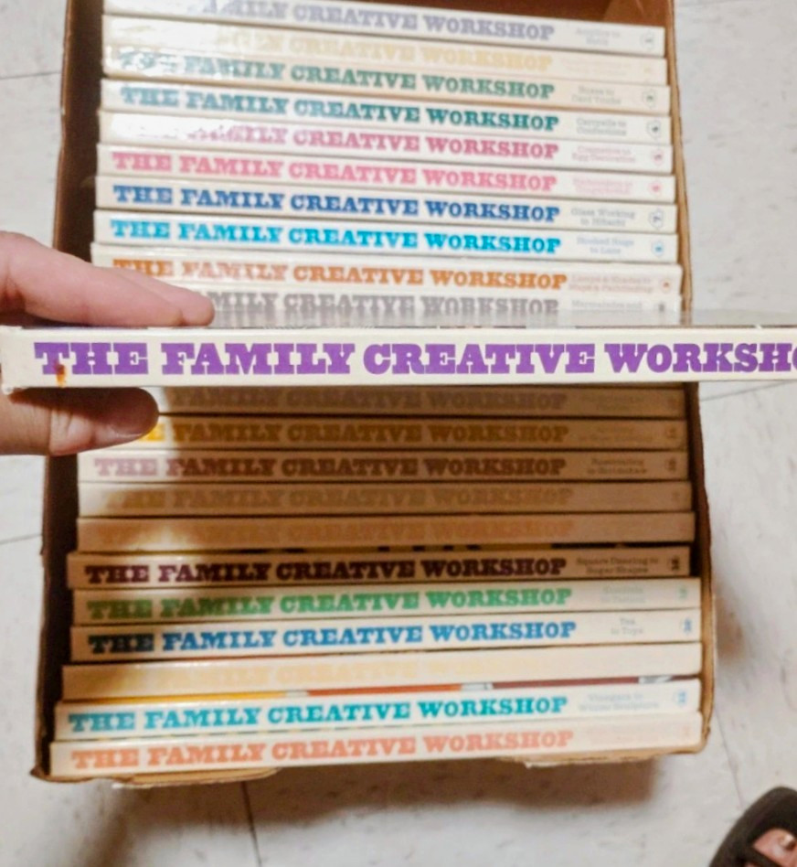 The Family Creative Workshop Hardcover Activity Book Set, English, Pro Ed The Family Creative Workshop Hardcover Activity Book Set, English, Pro Ed