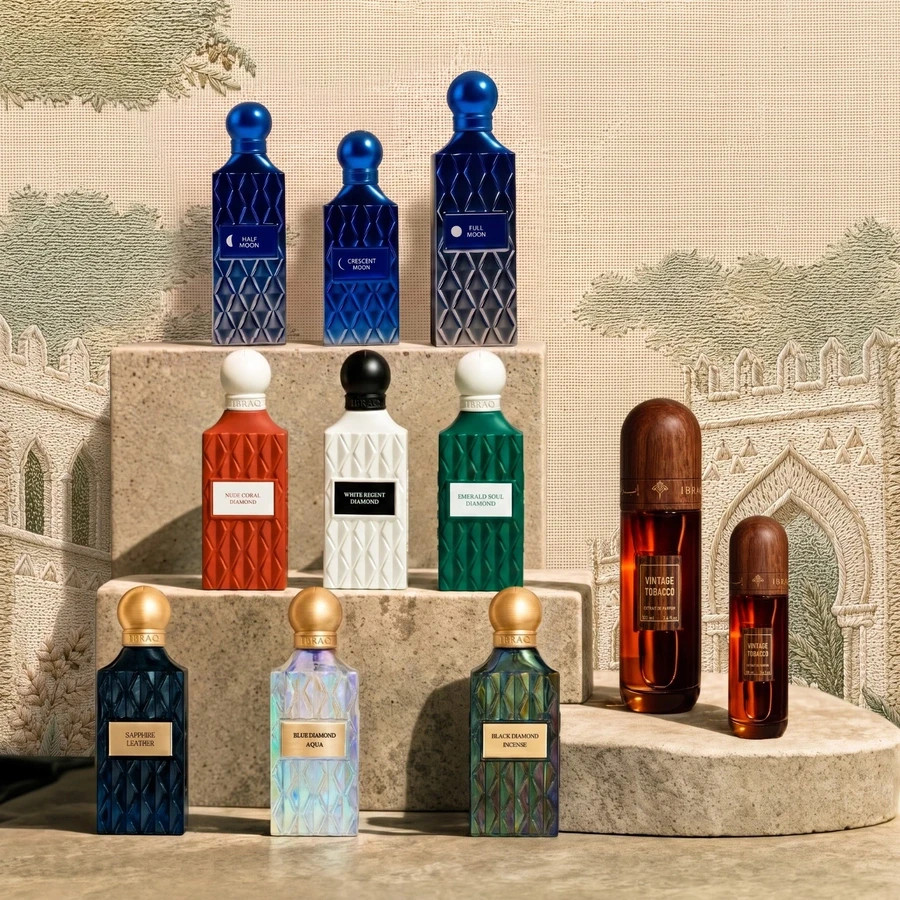 National Day 06 by Ibraheem Al Qurashi - 11 Pieces Set -  IBRAQ