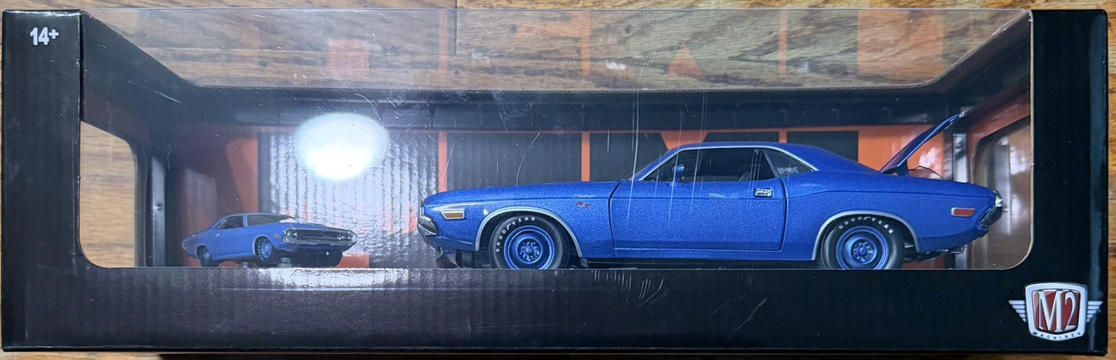 M2 Machines 1970 Dodge Challenger R/T 426 HEMI