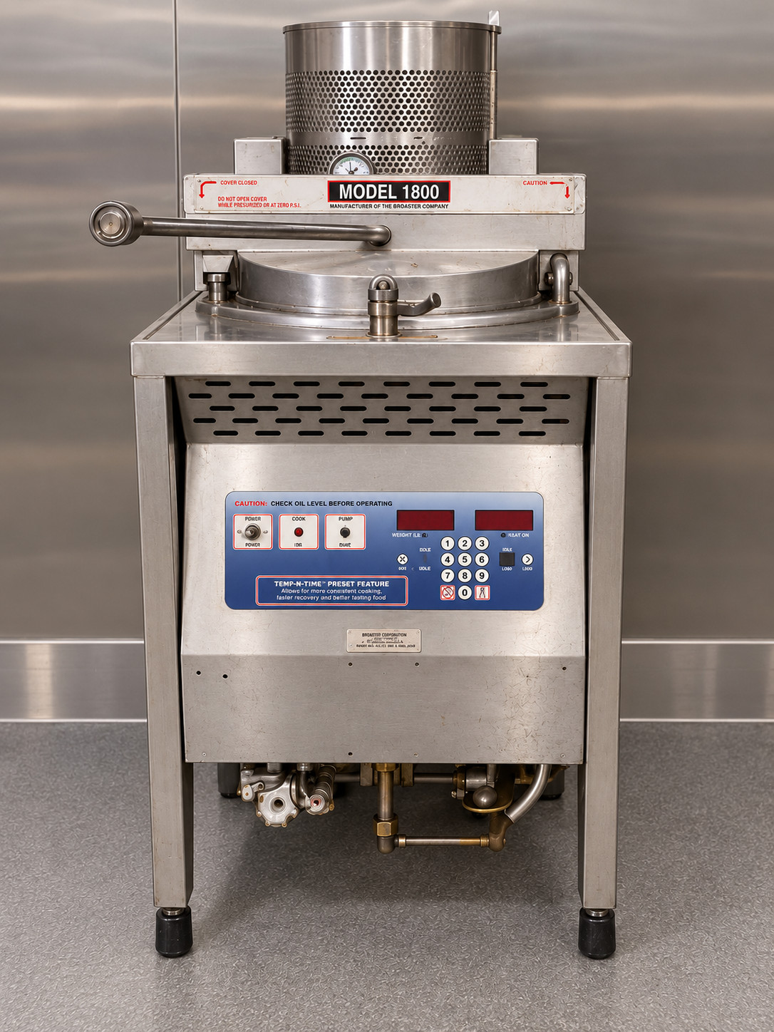 Broaster Model 1800 Commercial Pressure Fryer with Digital Controls & filtration