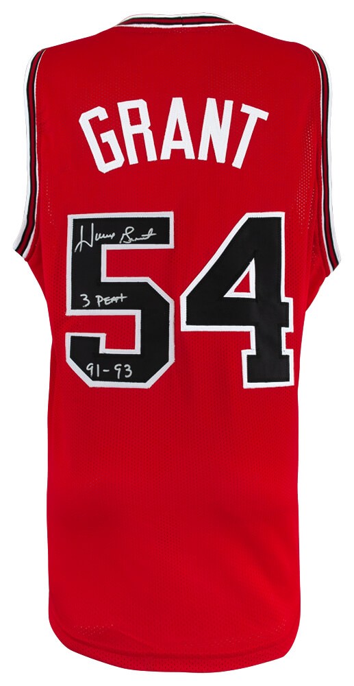 Horace Grant Signed Red Custom Basketball Jersey w/3 Peat 91-93 - (SCHWARTZ COA)