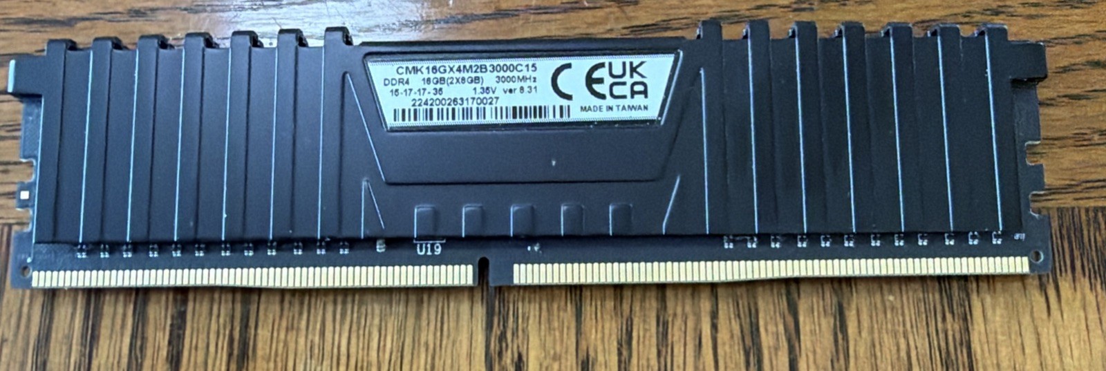 Corsair Vengeance LPX 16GB(2x8GB) DDR4, CMK16GX4M2B3000C15 RAM Corsair Vengeance LPX 16GB(2x8GB) DDR4, CMK16GX4M2B3000C15 RAM