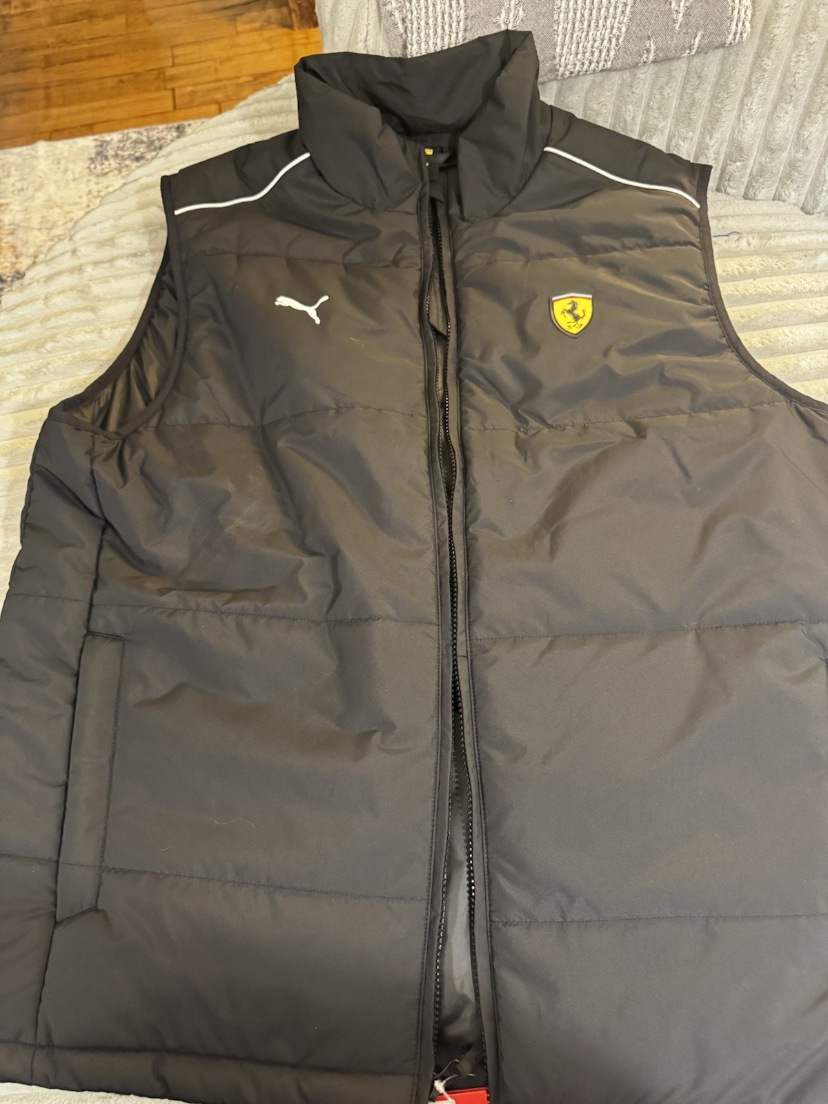 PUMA Scuderia Ferrari Race MT7 Vest Men’s Large Black Full Zip 627042 01