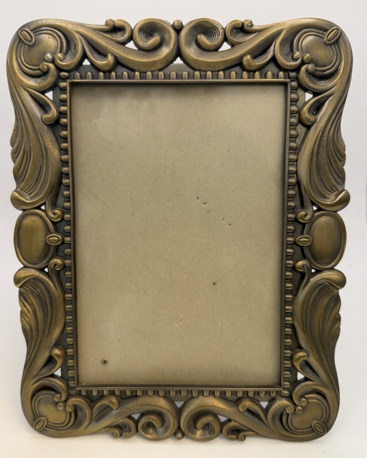 Vintage Ornate Baroque Rococo Revival 5x7 Frame With Antiqued Gold Tone Finish Vintage Ornate Baroque Rococo Revival 5x7 Frame With Antiqued Gold Tone Finish