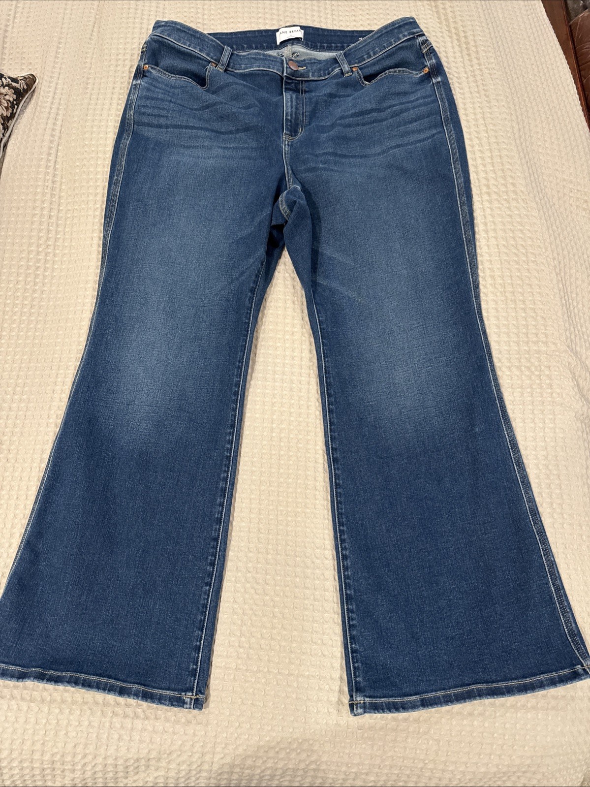 Lane Bryant High-Rise Curvy Fit Bootcut Jeans Medium Wash Stretch Plus Size 22