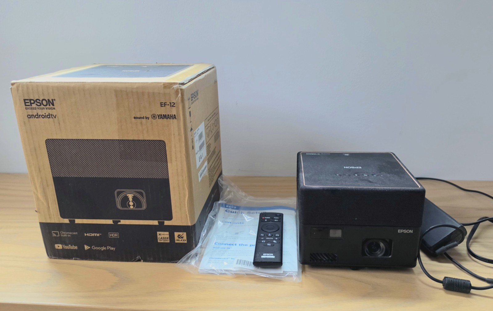 Epson EpiqVision Mini Ef12 - works great HA14A Smart Streaming Laser Projector  