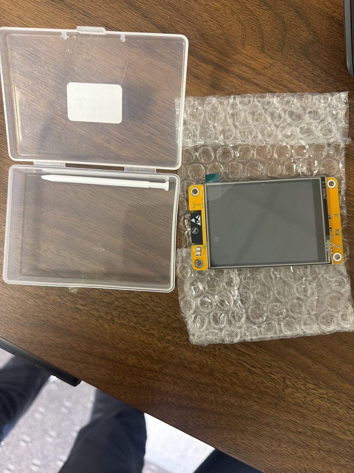 ESP32-2432S028R 2.8\