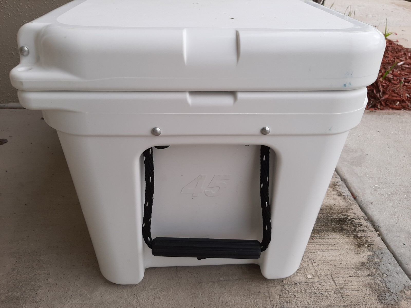 Yeti Tundra 45 Cooler 
