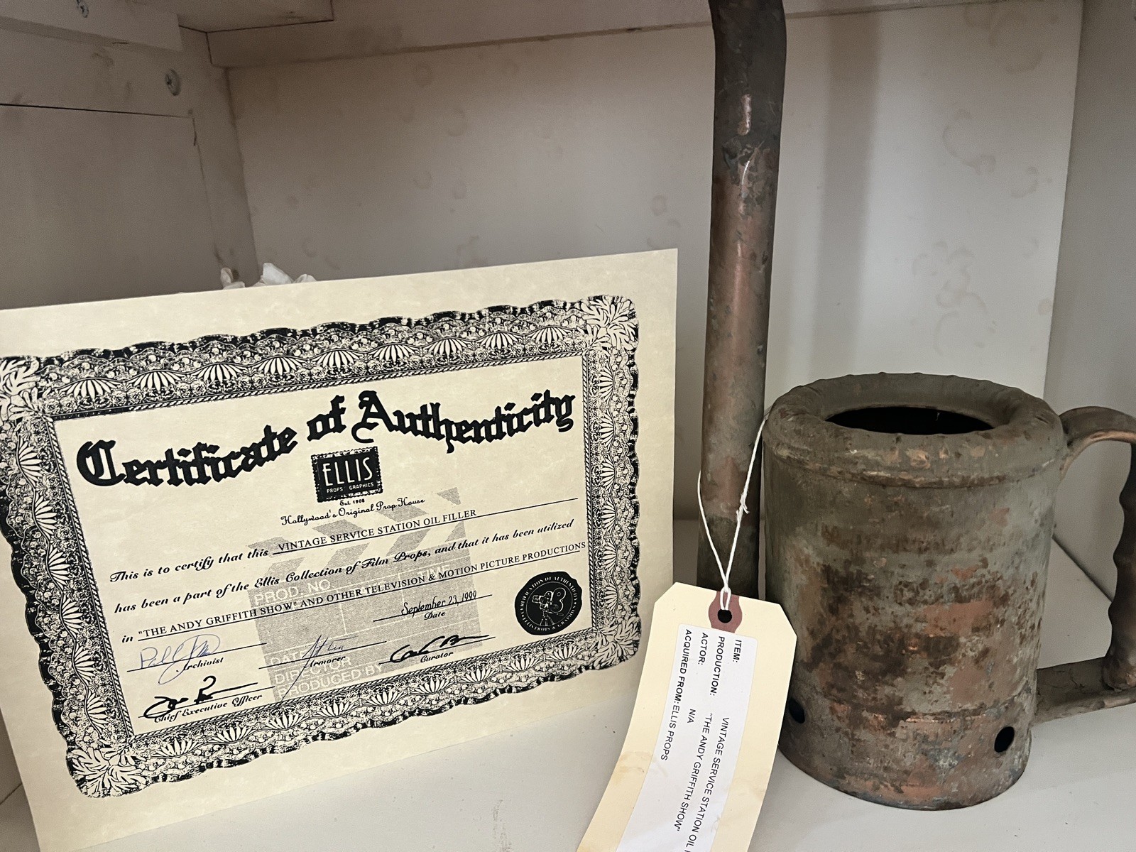 ORIGINAL AUTHENTIC ANDY GRIFFITH SHOW  MAYBERRY OIL CAN + PROP TAG/COA-RARE
