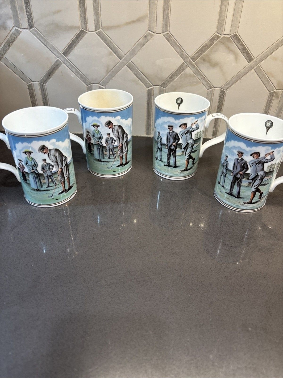 Vintage Wren Fine Bone China The Golfers Mug Set of 4 Made England 24k Gold Golf