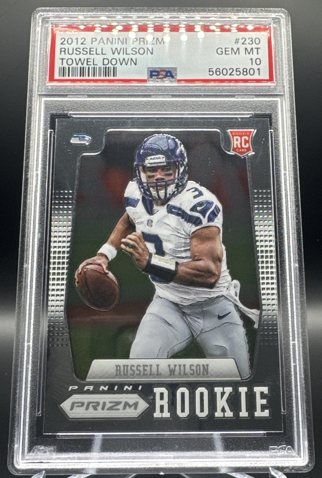 2012 Panini Prizm Russell Wilson Rookie Towel Down #230 RC Seahawks DKH PSA 10