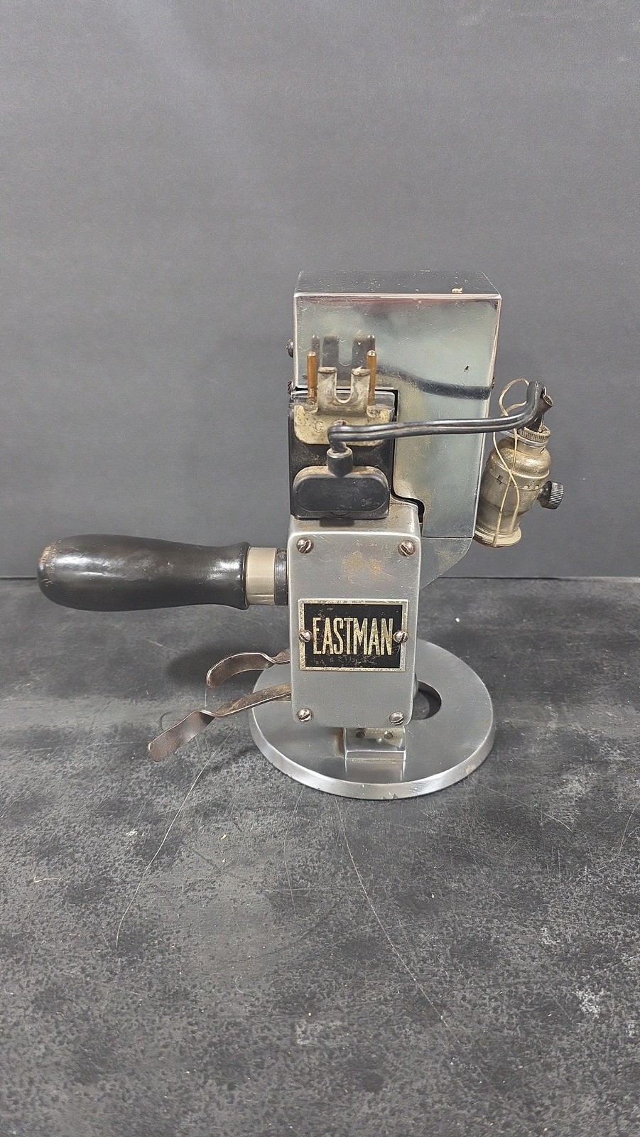 Vintage Eastman Machine Company MP Cloth Fabric Cutter Knife Industrial Tested