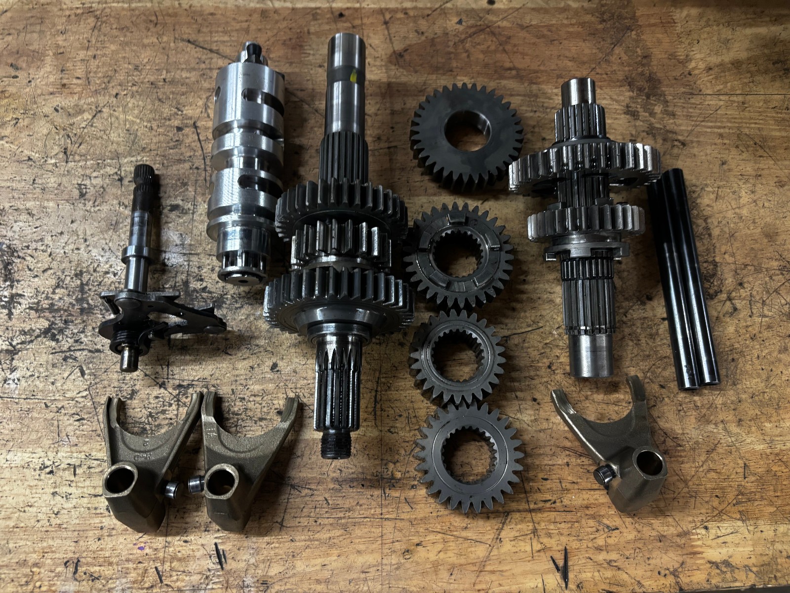 Harley Sportster XL 883 1200 OEM transmission gears fork drum Engine 04-06 05