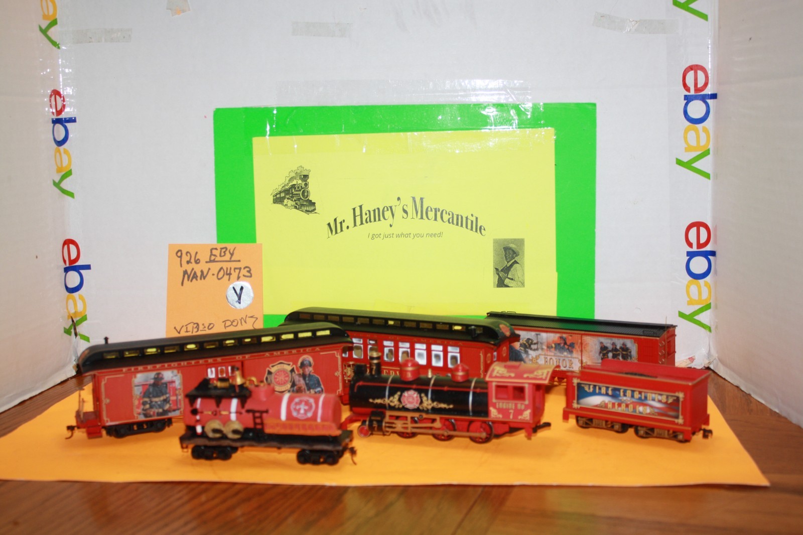 Bradford Exchange Hawthorne Village ON30* FIRE FIGHTERS\' HEROES 6 Pc. Train Set Bradford Exchange Hawthorne Village ON30* FIRE FIGHTERS\' HEROES 6 Pc. Train Set