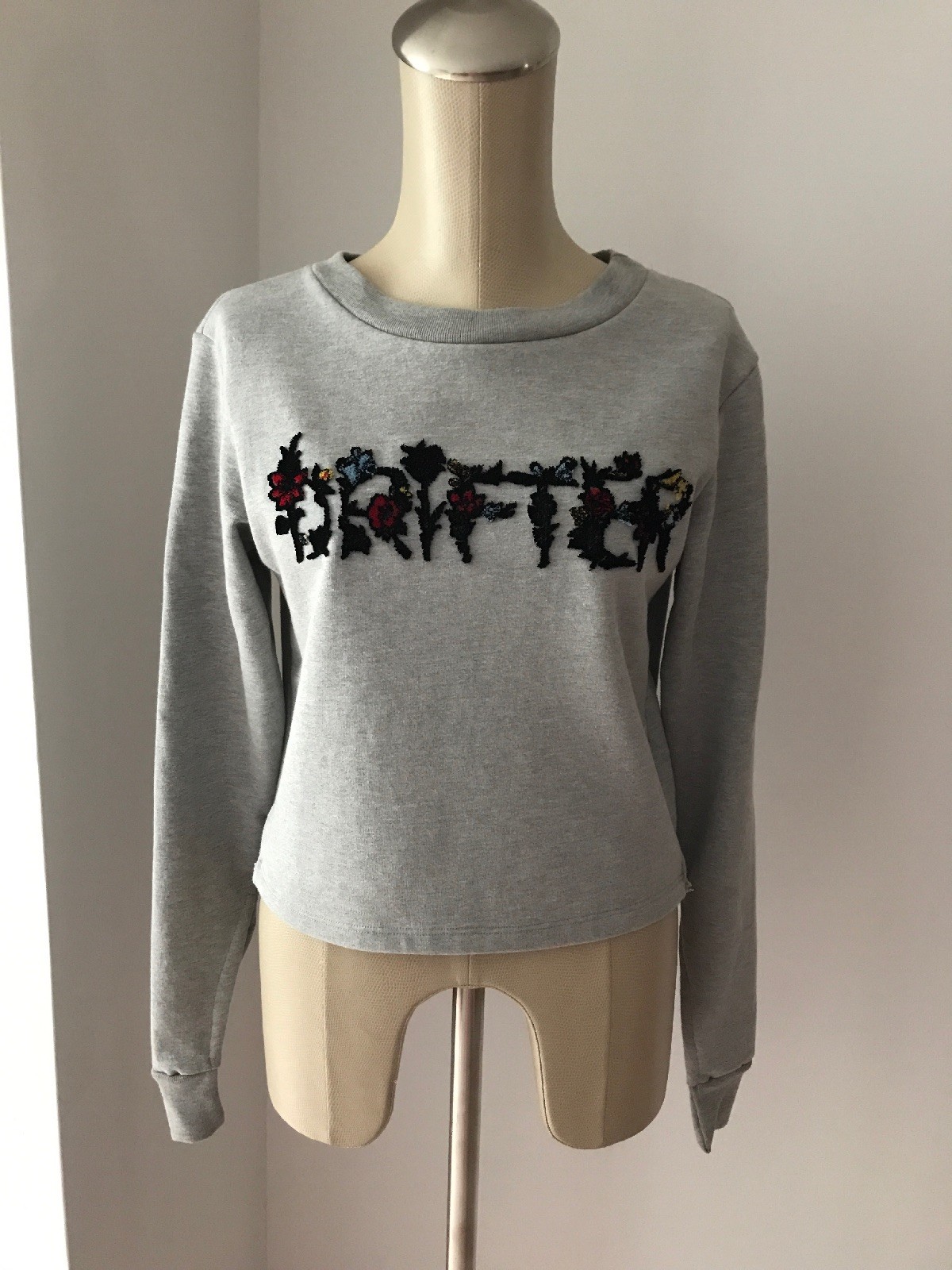 DRIFTER NWT $165.00 Savanna Heather Gray 100% Cotton Sweatshirt Pullover Size XS DRIFTER NWT $165.00 Savanna Heather Gray 100% Cotton Sweatshirt Pullover Size XS