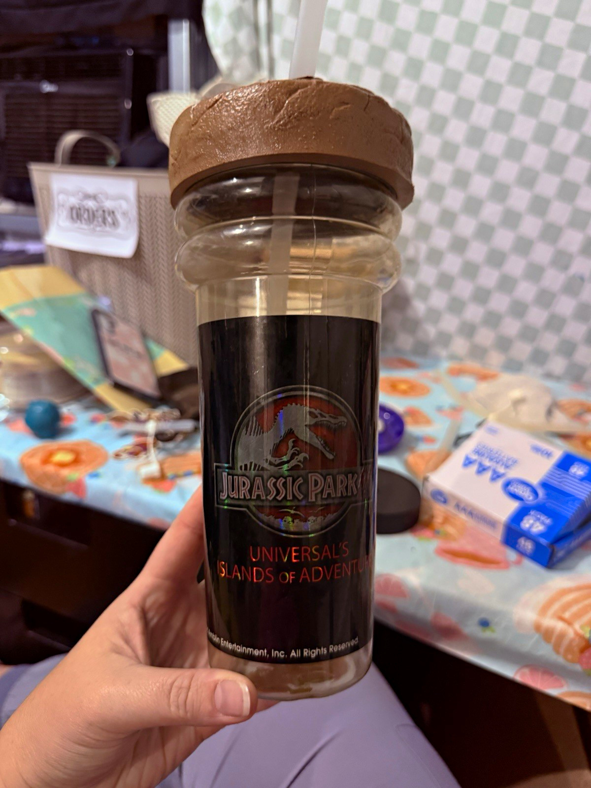 Universal Studios Jurassic Park Plastic Tumbler w/ Lid & Straw Universal Studios Jurassic Park Plastic Tumbler w/ Lid & Straw