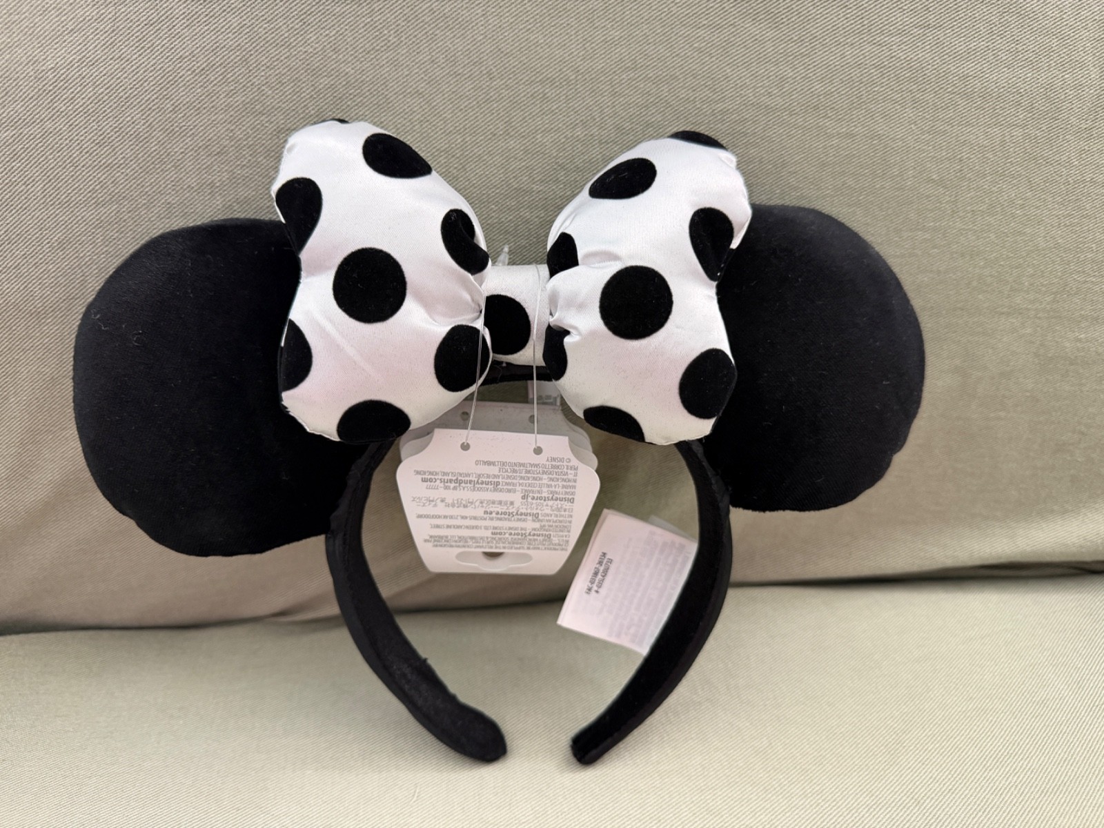 Disney Parks White Black Polka Dot Minnie Mouse Ears Headband NEW Disney Parks White Black Polka Dot Minnie Mouse Ears Headband NEW
