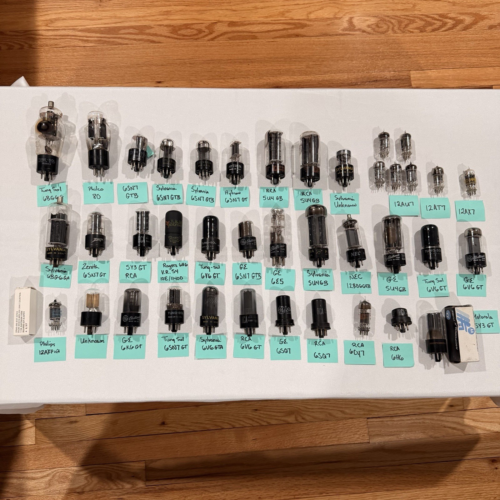 39 Vintage Vacuum Tubes RCA GE Sylvania Tung-Sol 6SN7 6V6 12AX7 Untested