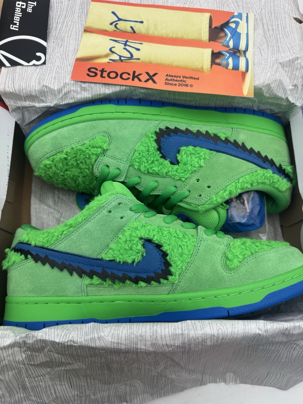 Nike SB Dunk Low Pro - Grateful Dead - Green Spark Soar - 10.5 DS CJ5378 300 Nike SB Dunk Low Pro - Grateful Dead - Green Spark Soar - 10.5 DS CJ5378 300