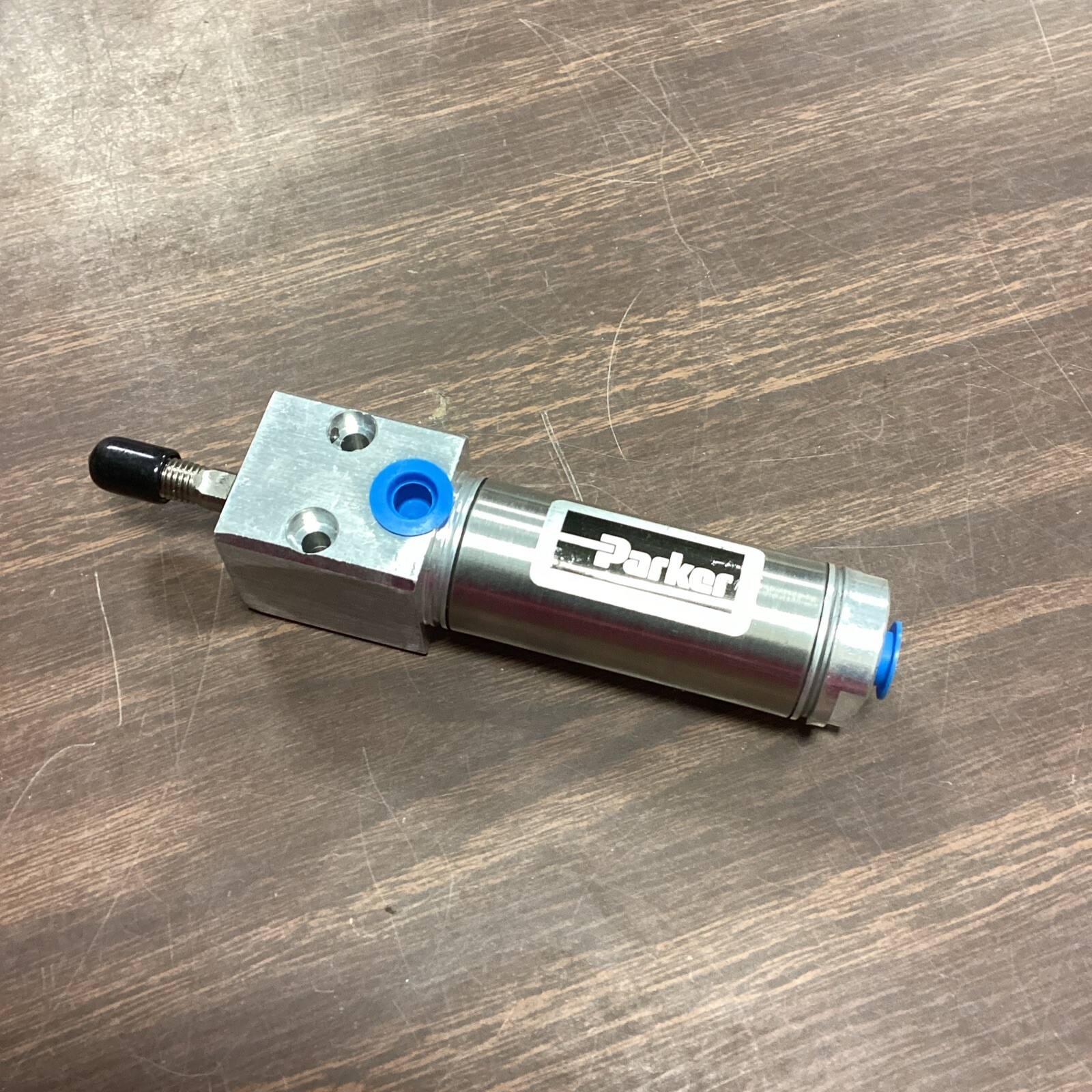 PARKER 01.06 BFDSRM 1.000 Pneumatic Cylinder WD458069 A PARKER 01.06 BFDSRM 1.000 Pneumatic Cylinder WD458069 A