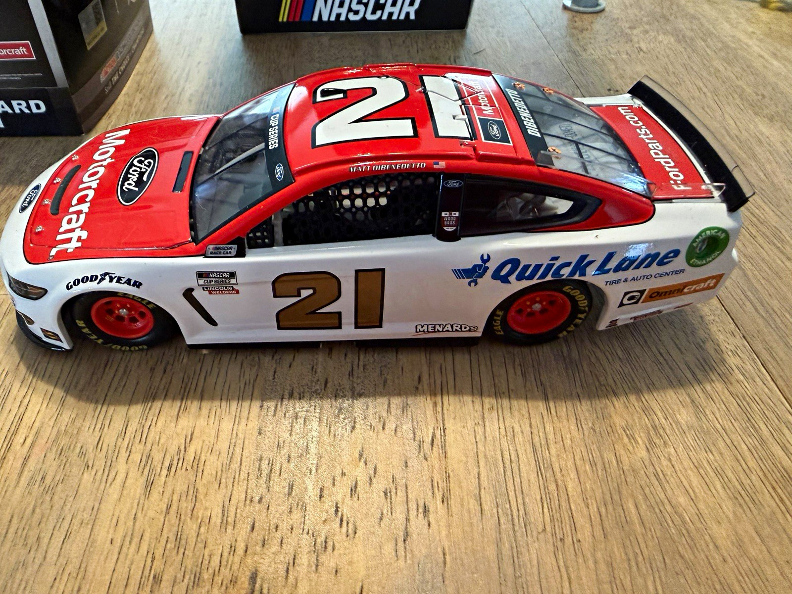 Lionel Racing Matt DiBenedetto #21 Motorcraft Quick Lane 2020 Ford 1:24