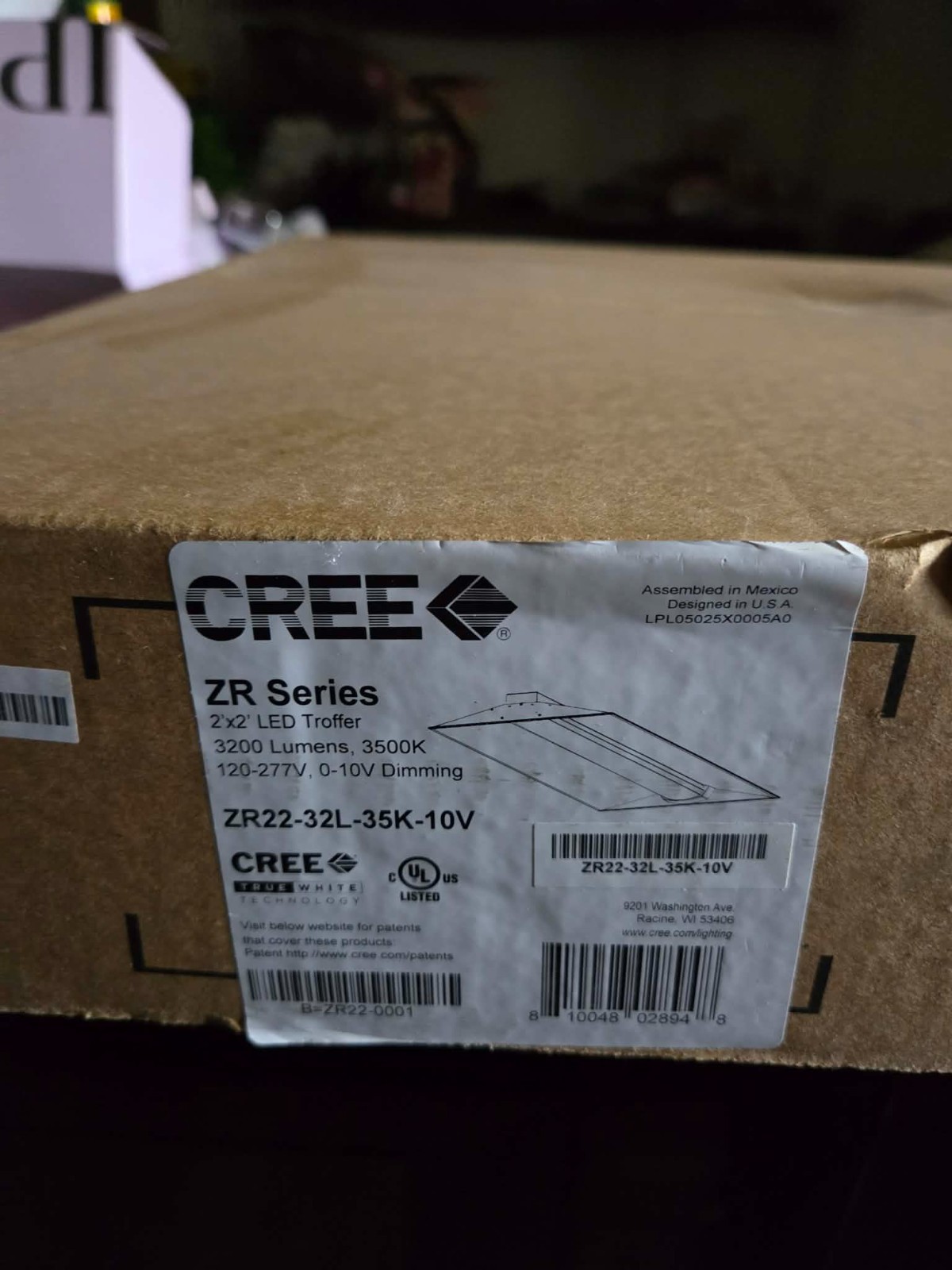 CREE ZR22-32L-35K-10V 2X2 Commercial LED Troffer 0-10V Dimmable 3500k 3200lumens