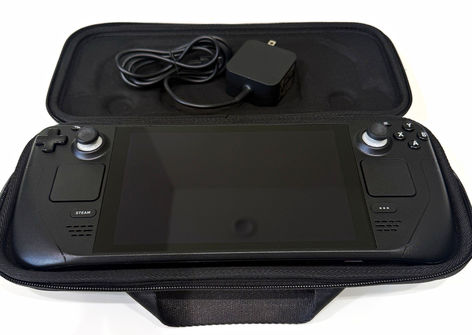Valve Steam Deck Black Handheld System Wi-Fi USB-C w/ Case & Charger 64g
