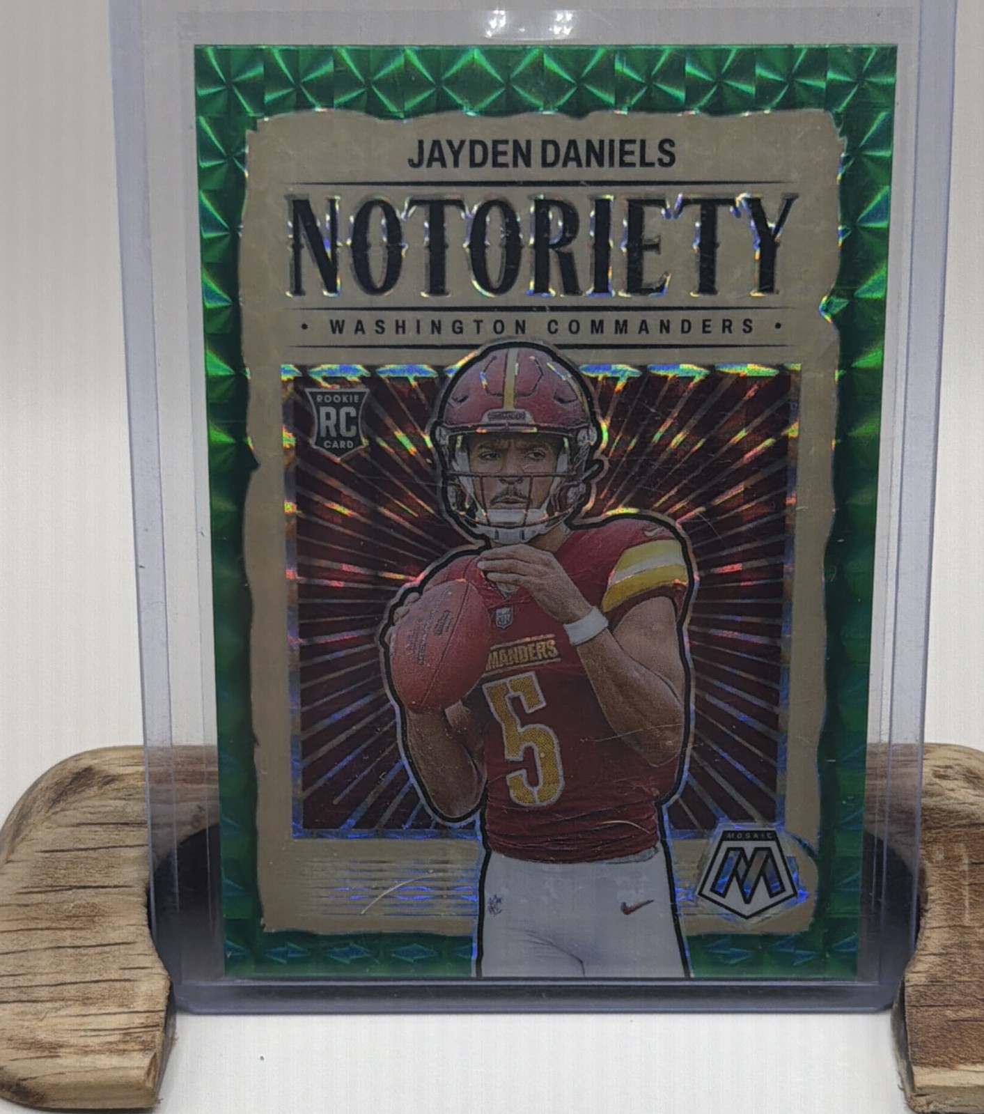 2024 Panini Mosaic - Notoriety Jayden Daniels #19 Green Mosaic Prizm (RC) 2024 Panini Mosaic - Notoriety Jayden Daniels #19 Green Mosaic Prizm (RC)