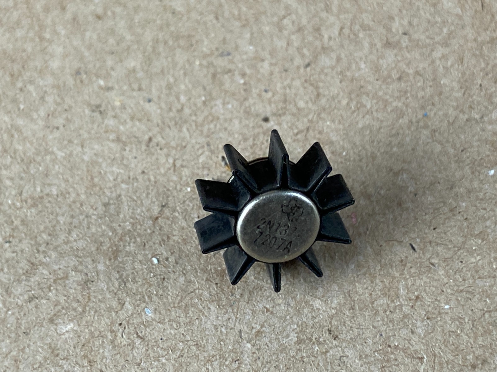 Vtg Texas Instruments 2N1377 transistor with heat-sink 1972 Guaranteed (Qty)